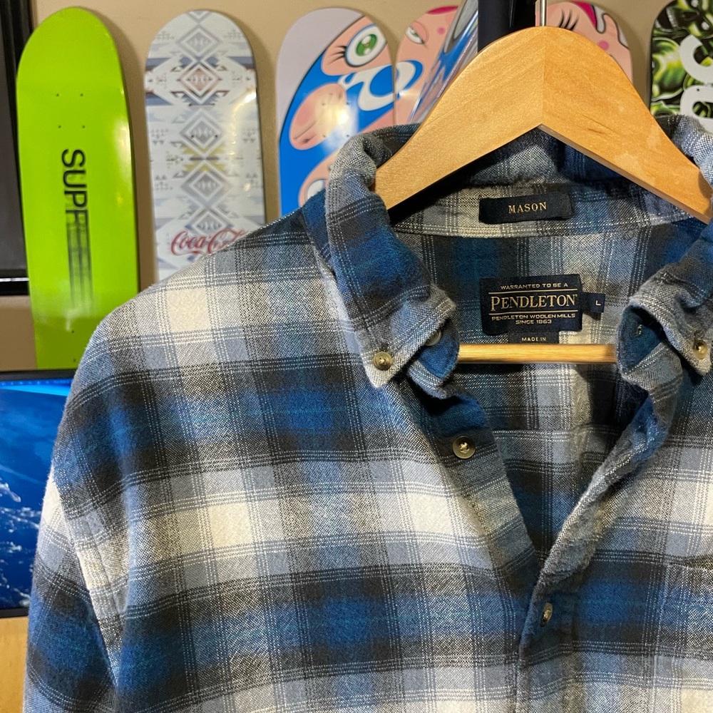 Pendleton Blue and White Plaid Casual Shirt mason men’s size large - Picture 2 of 5